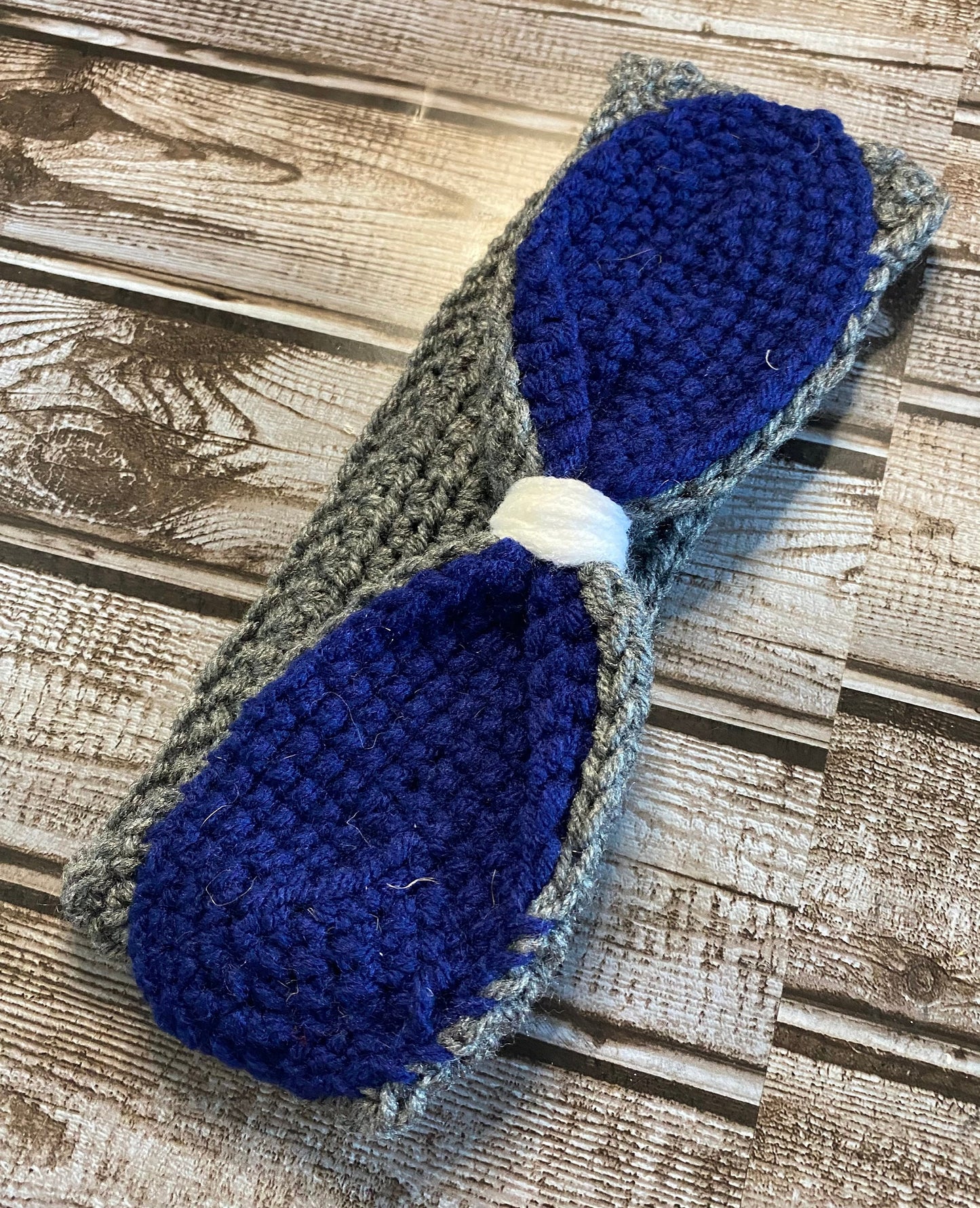 Handmade crochet headband Gray Band, Navy Bow