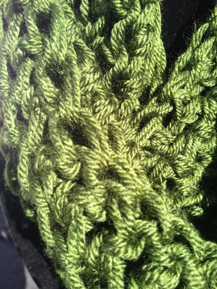 Crochet Infinity Scarf - Dark Leaf