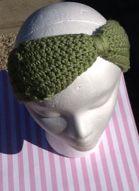 Handmade crochet headband Fern Bow 7”