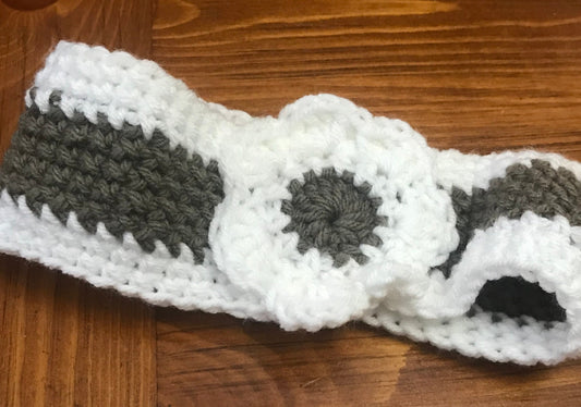 Handmade crochet Adult headband Gray and White, Yarn Flower