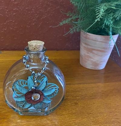 Decor Home - Teal Flower, Round Bottle