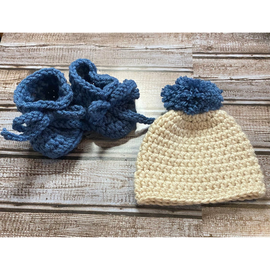 Newborn Crochet Beanie and Bootie Set Cream/Blue
